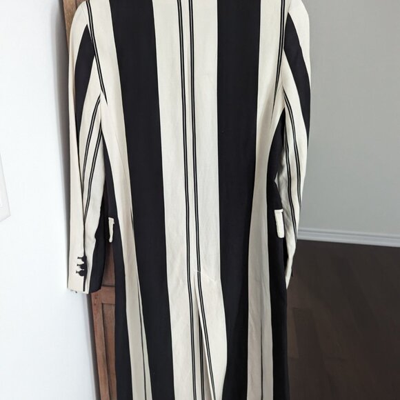 Long top coat/ blazer - Picture 3 of 6